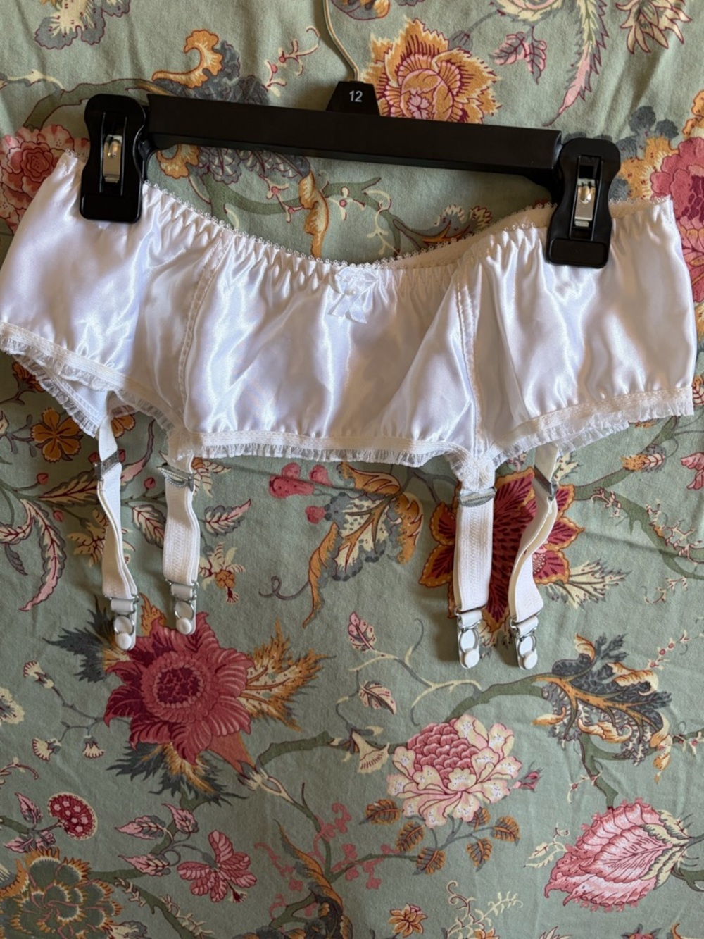 What Katie Did white Maitresse garter belt